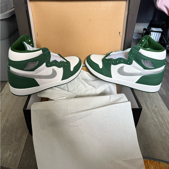Nike Air Jordan 1 Retro High OG DZ5485 NIB